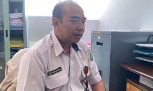 Thomas Alva Edison saat di temui awak media