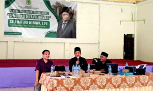 selamat ari wibowo DPRD propinsi kaltim saat menggelar sosialisasi