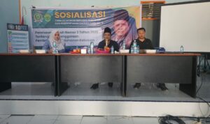 Selamat Ari wibowo saat melakukan sosialisasi