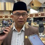 Anggota Komisi IV DPRD Kalimantan Timur, Fadly Himawan saat diwawancara awak media