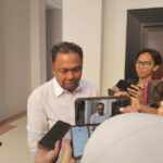Wakil Ketua Komisi I DPRD Kalimantan Timur, Agus Suwandy, Saat di wawancara awak media.