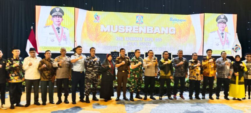 Wali Kota Balikpapan, H Rahmad Mas’ud, SE,ME usai membuka Musyawarah Rencana Pembangunan (Musrenbang) Kota Balikpapan Tahun 2024 dalam rangka penyusunan RPJMD 2025-2045 dan RKPD 2025 di Hotel Novotel, Balikpapan. (foto/ istimewa)