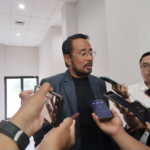 Ketua Komisi II DPRD Kaltim, Sabaruddin saat diwawancara.