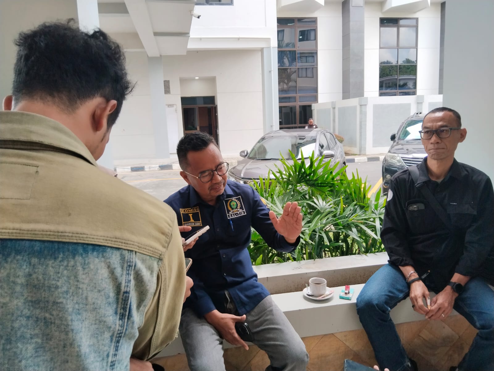 Baharuddin Demmu selaku Anggota Komisi I DPRD Provinsi Kalimantan Timur Saat diwawancara