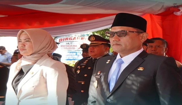 Wakil Ketua Dewan Perwakilan Rakyat Daerah (DPRD) Provinsi Kalimantan Timur (Kaltim), Yenni Eviliana, menghadiri upacara peringatan Hari Bhayangkara ke-79 yang digelar oleh Kepolisian Daerah Kalimantan Timur yang berlangsung di Lapangan Apel Polda Kaltim, Balikpapan