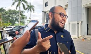 foto 8 Anggota Komisi II, DPRD Kalimantan Timur, (Kaltim) Abdul Giaz