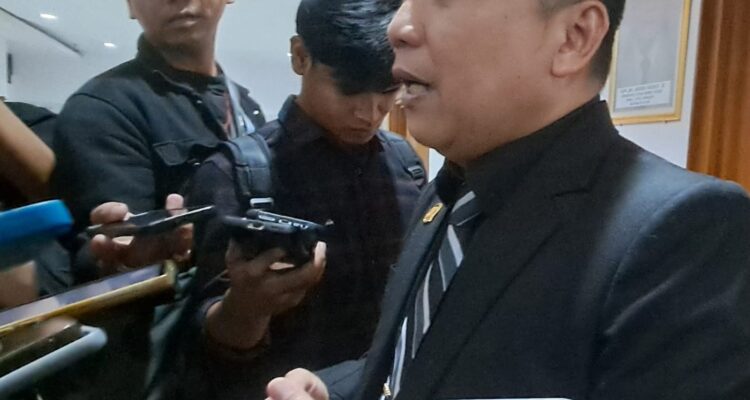 DENI HAKIM 3 nggota DPRD Kota Samarinda, Deni Hakim Anwar,
