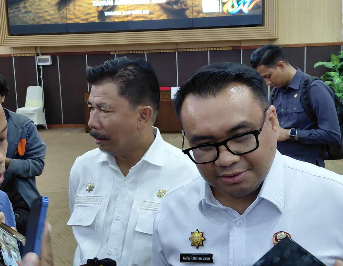 Bupati Kukar Aulia Rahman Basri