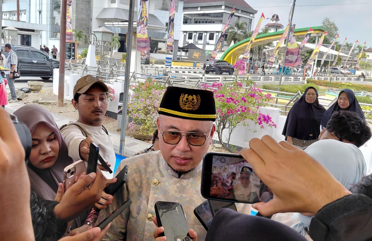 Kepala Disdikbud Kukar, Saat di Wawancarai Awak Media Usai Mengikuti Kegiatan Beseprah, Kamis (24/9/2026).
