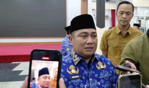 IMG-20261023-WA0023 Kepala Badan Kepegawaian dan Pengembangan Sumber Daya Manusia (BKPSDM) Kabupaten Kutai Kartanegara (Kukar), Rendra Abadi.