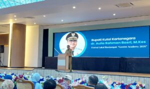 Bupati Kukar, Aulia Rahman Basri, menghadiri Pembukaan Festival Lokal Gemini Academy Impact awards 2026, Bertempat di Gedung Putri Karang Melenu (PKM),Tenggarong Seberang, Selasa (27/10/2026).