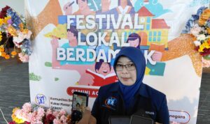 IMG-20261027-WA0027 Kepala Bidang Pendidikan SMP Dinas Pendidikan dan Kebudayaan (DISDIKBUD) Kabupaten Kutai Kartanegara (Kukar), Emy Rosana Saleh.