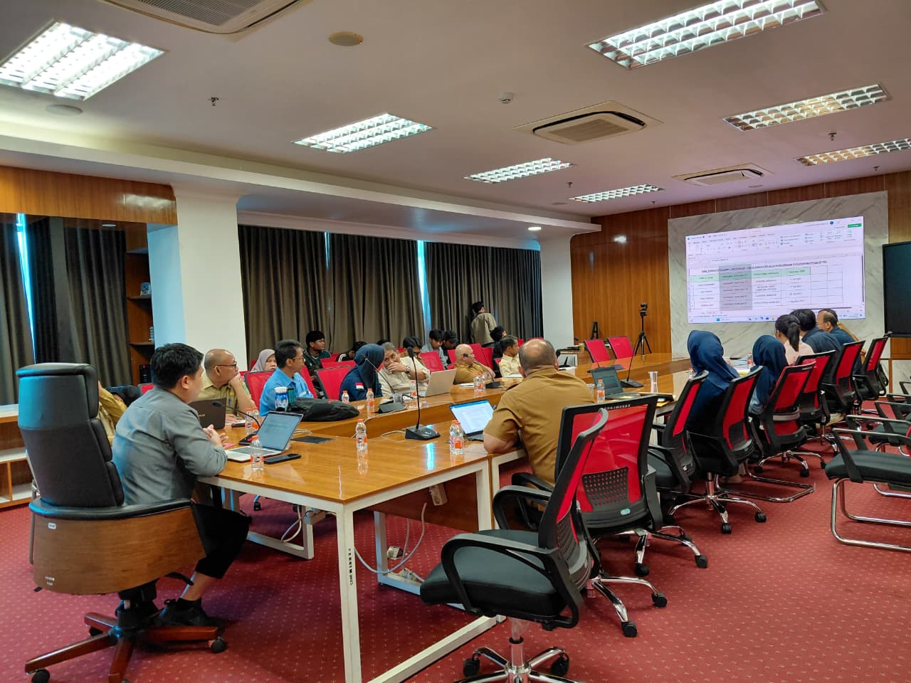 Kepala Dinas Transmigrasi dan Tenaga Kerja (Transnaker) Kabupaten Kutai Kartanegara (Kukar), Dendy Irwan Fahriza.
